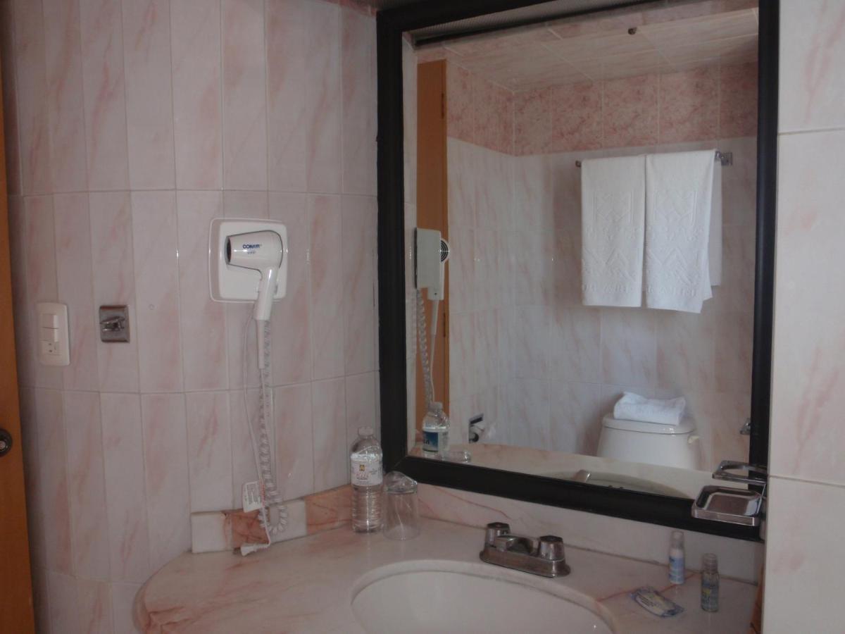 Hotel Plaza Las Fuentes San Juan San Juan Cuautlancingo 외부 사진